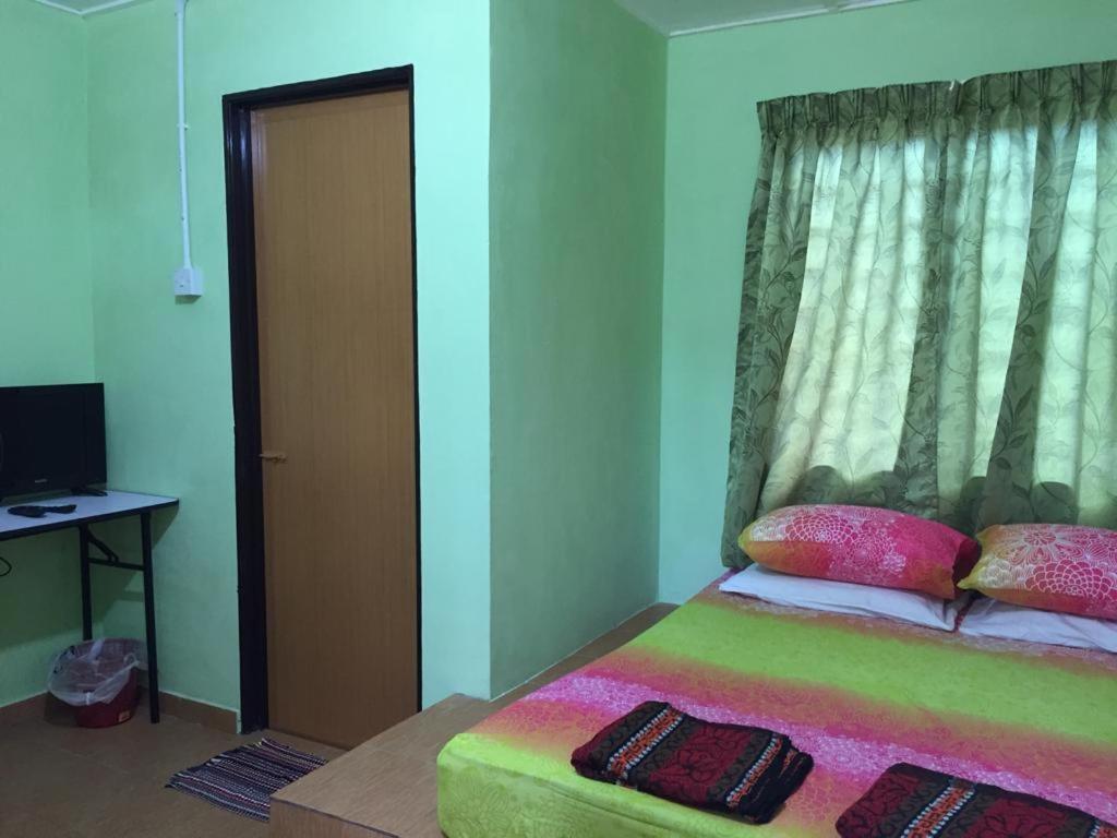 Вілла Lopoh Waterfront Budget Chalets Гулу-Ланґат Екстер'єр фото